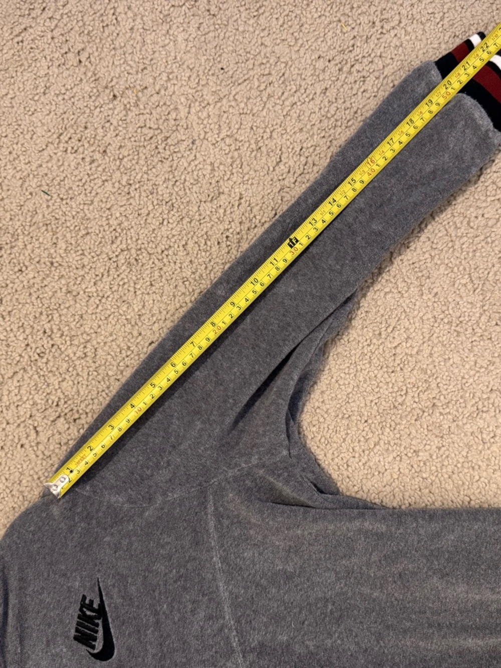 Nike Quarter Zip Pullover Womens M Gray Velour Mock Neck Swoosh Sweatshirt - Picture 7 of 9
